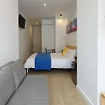 & Kitchen Zabalburu בית הארחה 3*