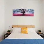 & Kitchen Zabalburu בית הארחה